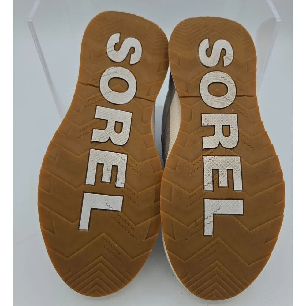 Sorel Out N About III Women's Waterproof Sneakers Size 9.5 Moonstone/Dove EUC